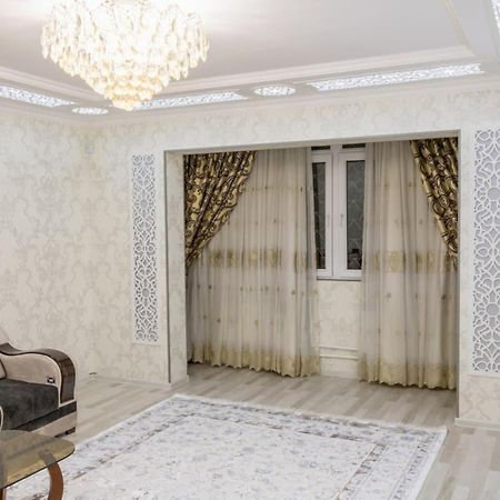 Metro Aybek Center Of Tashkent Comfort 1 Bedroom And Hall Eksteriør bilde