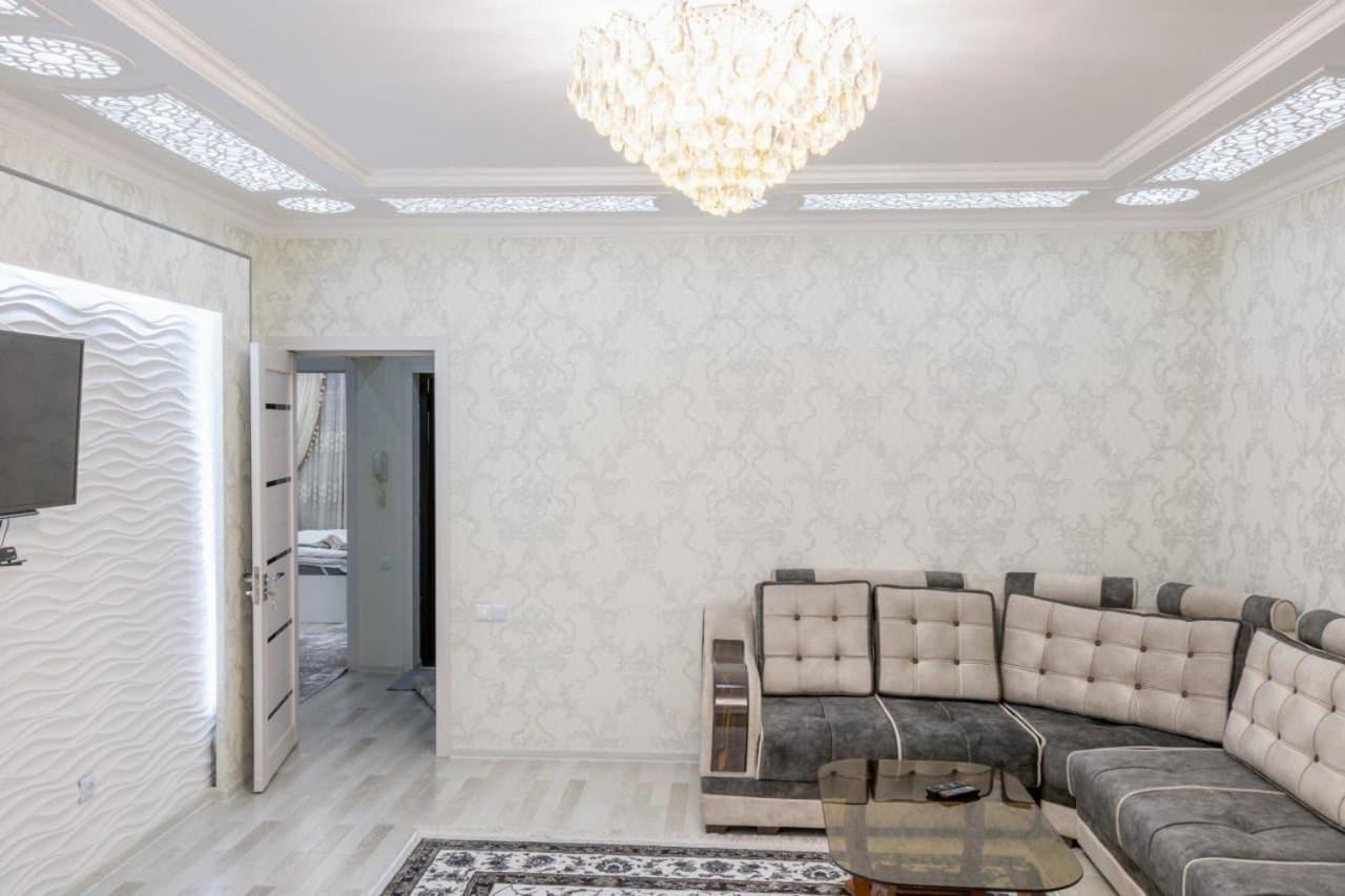 Metro Aybek Center Of Tashkent Comfort 1 Bedroom And Hall Eksteriør bilde
