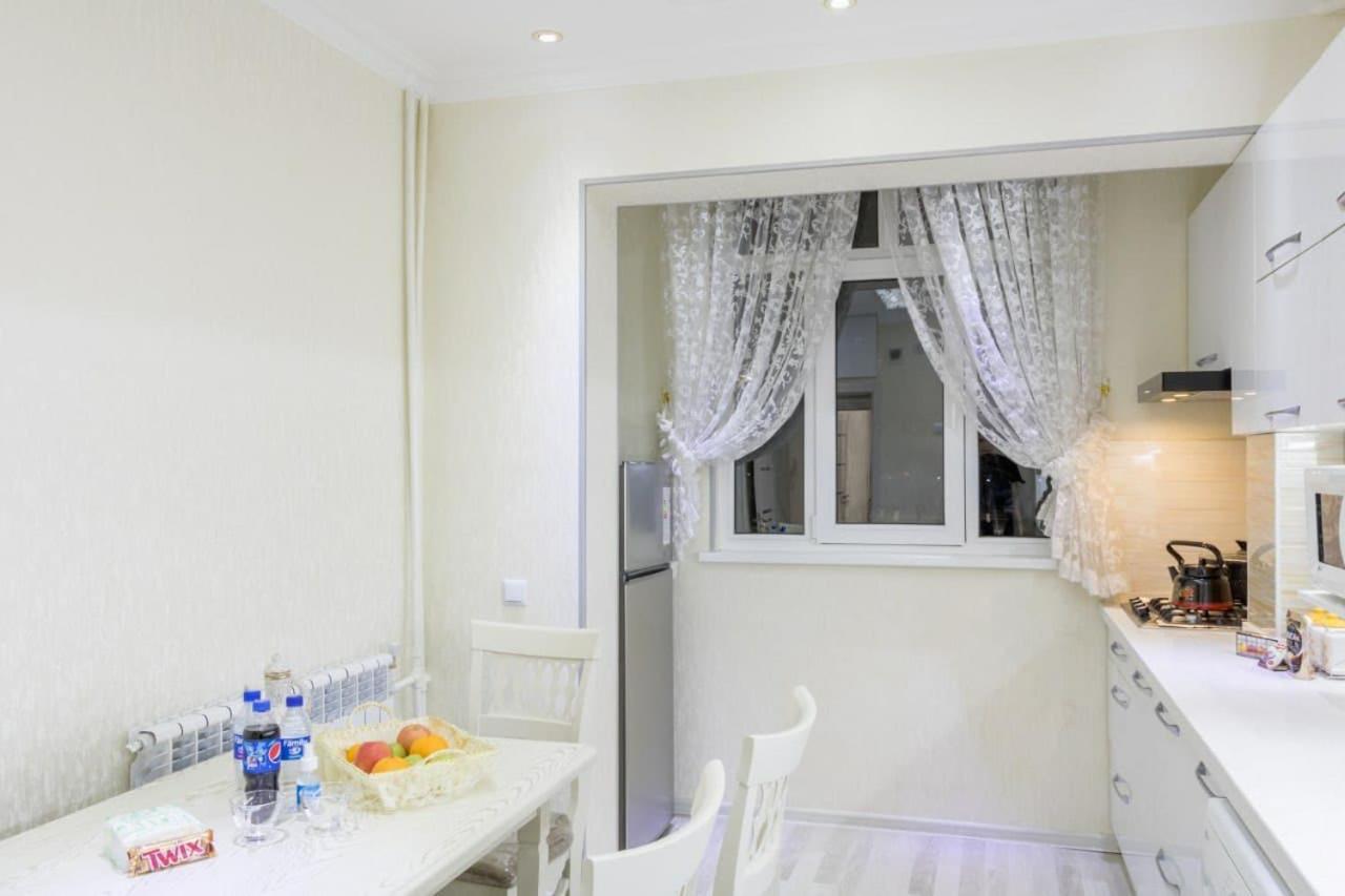 Metro Aybek Center Of Tashkent Comfort 1 Bedroom And Hall Eksteriør bilde